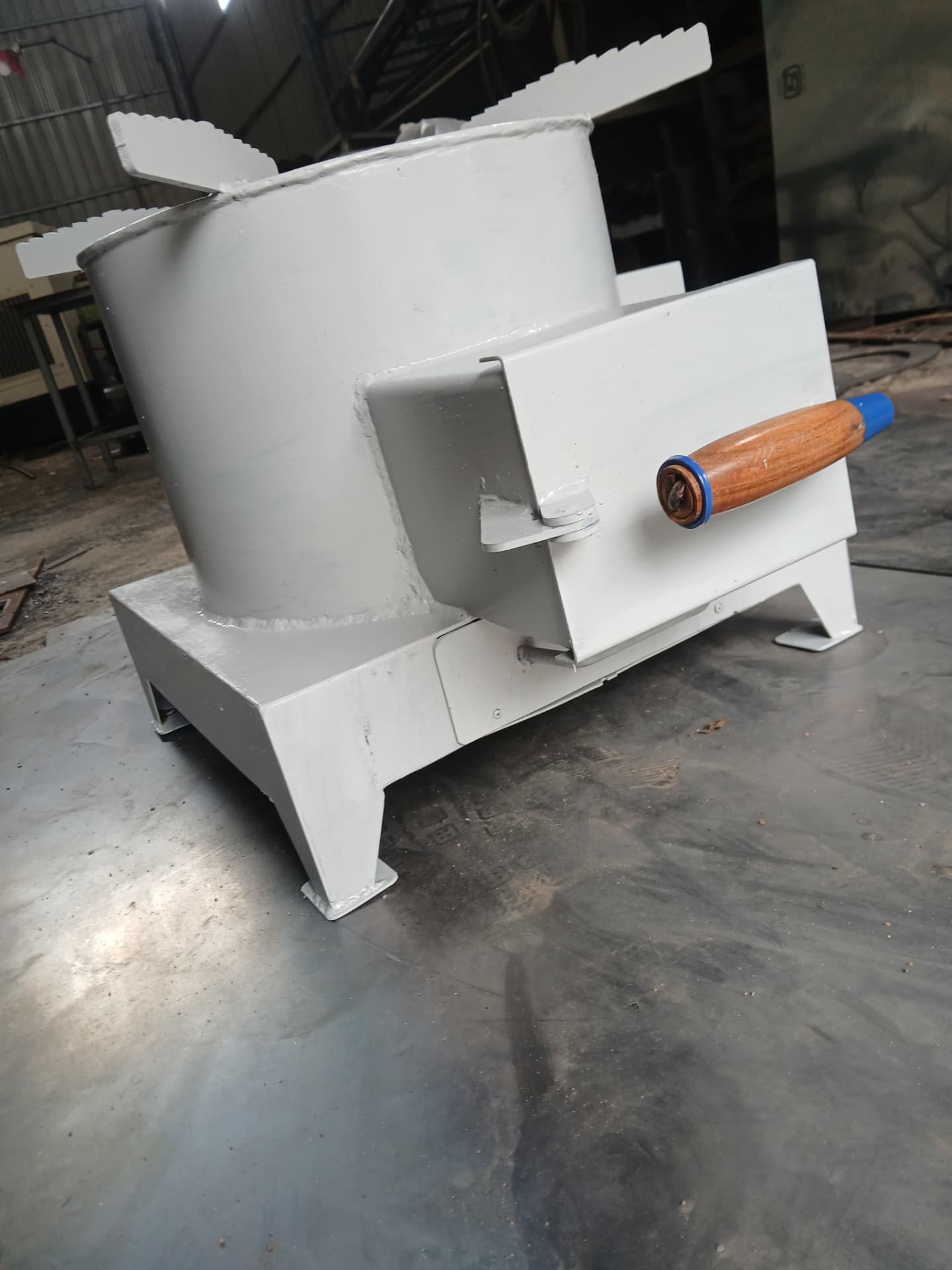 Turbo Stove – Side Feed Model